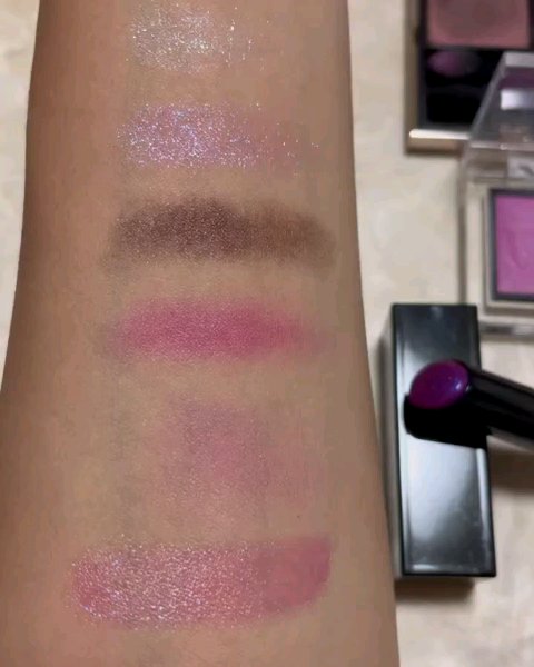 アディクション ザ ブラッシュ マット 010M Orchid Dusk/ADDICTION/パウダーチークを使ったクチコミ（3枚目）