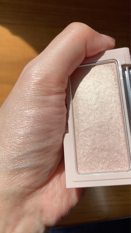 エテュセ グロウスキン フェイスカラー 01 <ハイライター>/ettusais/パウダーハイライトを使ったクチコミ（3枚目）