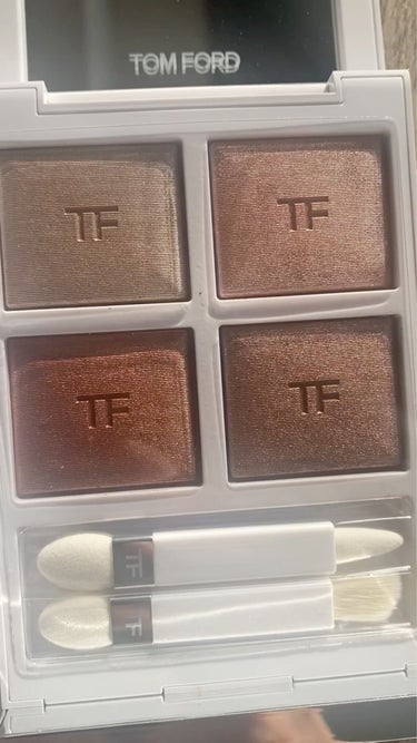 ソレイユ アイ カラー クォード/TOM FORD BEAUTY/パウダーアイシャドウを使ったクチコミ（3枚目）