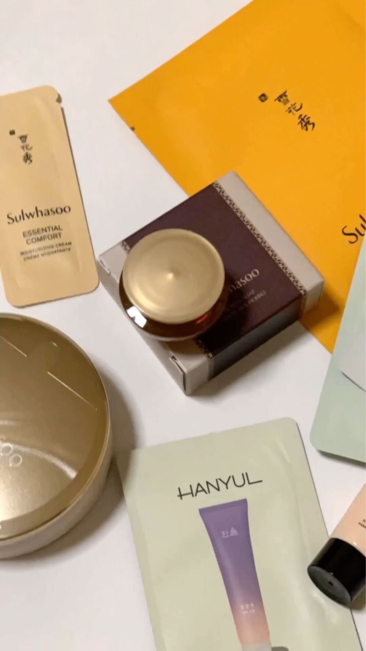 パーフェクティング クッション/エアリ/Sulwhasoo/クッションファンデーションを使ったクチコミ（3枚目）