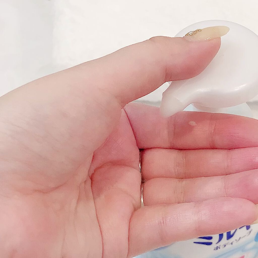 泡で出てくる ミルキィボディソープ やさしいせっけんの香り/ミルキィ/ボディソープの動画クチコミ4つ目