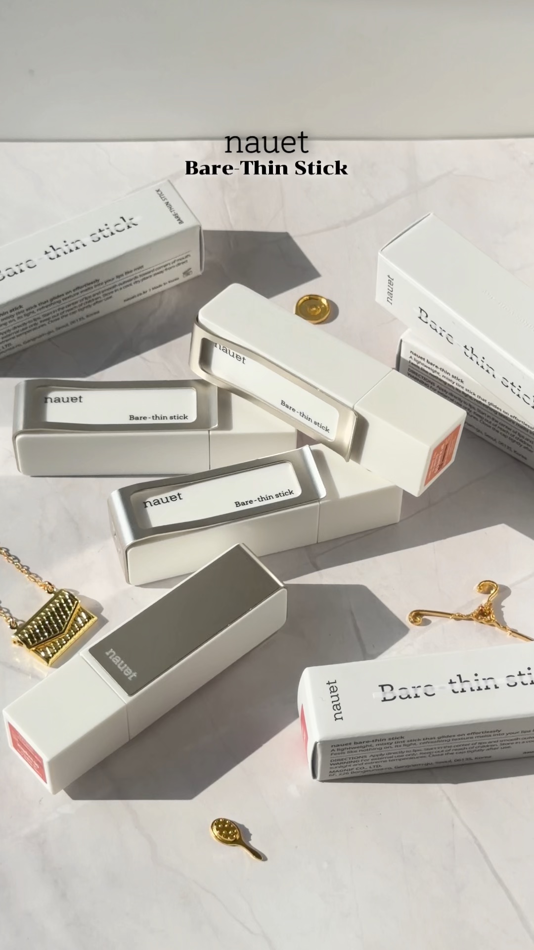 .
.
.
nauet
ノエットベアシンスティック

まるでインテリアのようなコスメということで今注目が集まっている、nauetからノエットベアシンスティックをご紹介します💄💫

お洒落なパッケージに惹かれてしまう、nauet🪞
今回