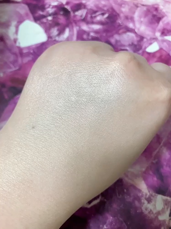 ゼン ウェア グロウ/DECORTÉ/リキッドファンデーションの動画クチコミ3つ目