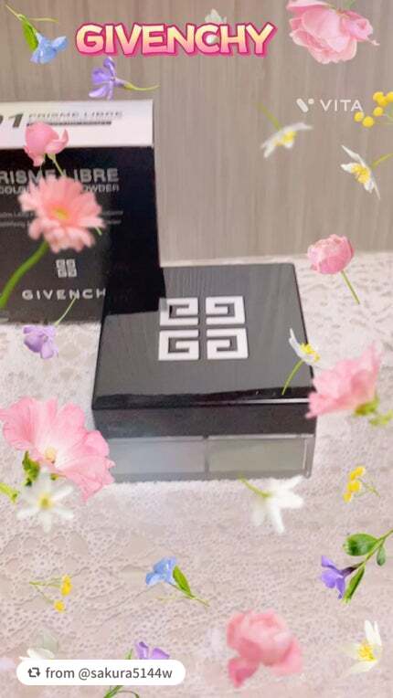 ＼まさにプリズムのような輝きと透明感／

【sakura5144wさんから引用】

“#PR
#GIVENCHY
#LIPSプレゼント 

GIVENCHY
プリズム・リーブル
Ｎｏ．01
パステル・シフォン

秋風が吹き
赤トンボが飛んで