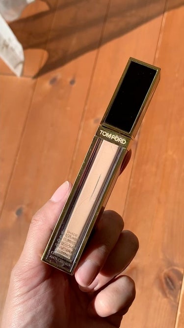 シェイド アンド イルミネイト コンシーラー /TOM FORD BEAUTY/リキッドコンシーラーの動画クチコミ2つ目