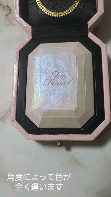 Too Faced ダイヤモンドライト マルチユース ハイライターのクチコミ「個人的に推しのハイライト！

Too Facedの名品ハイライター　ダイアモンドファイヤ　

.....」（2枚目）