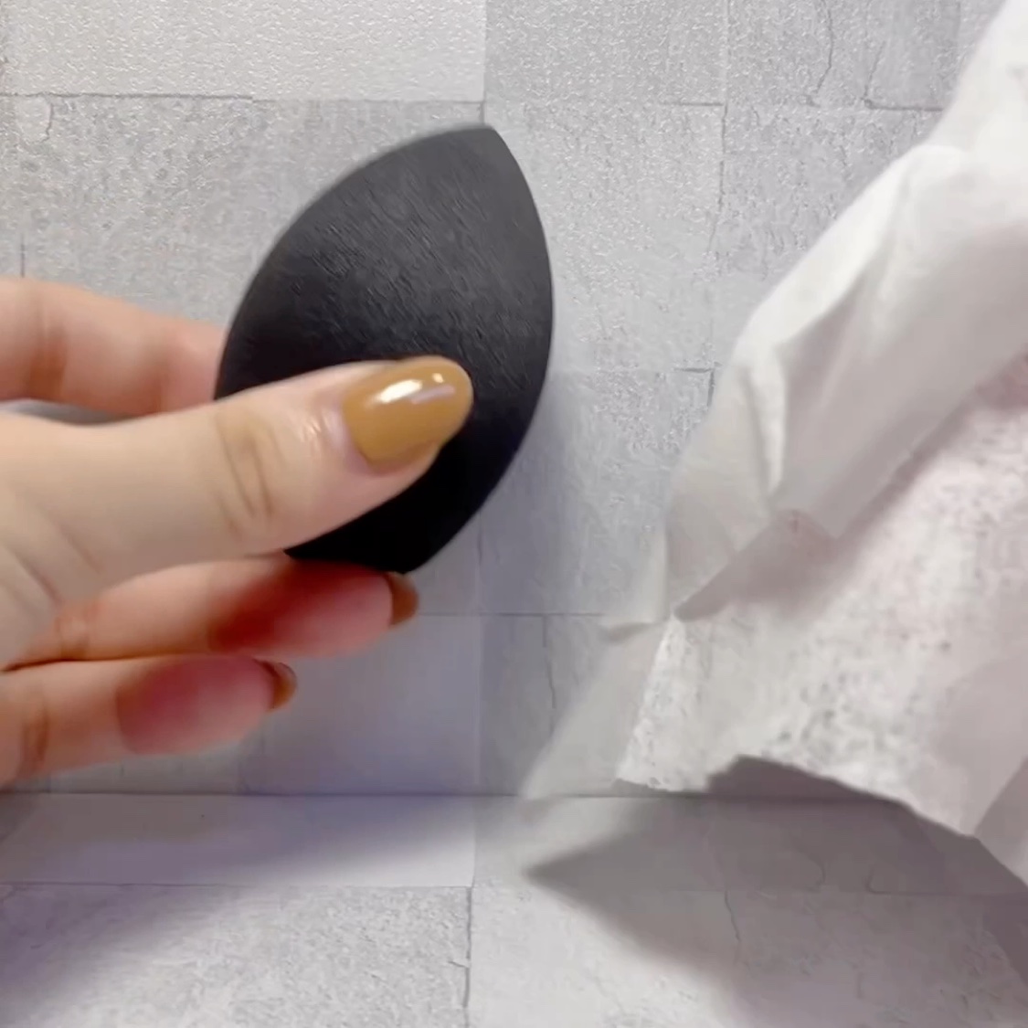 &. メイクブラシクリーナーシート/DAISO/その他化粧小物の動画クチコミ2つ目