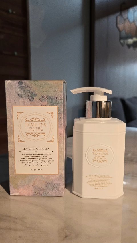 パフュームボディローション リリィムスクホワイトティー/TEABLESS/ボディローションの人気ショート動画