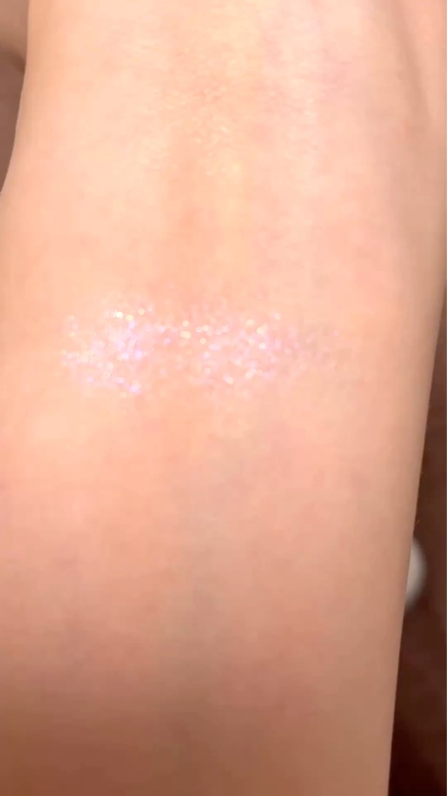 グリッツストーングリッターミニ/fwee/クリームハイライトを使ったクチコミ（2枚目）