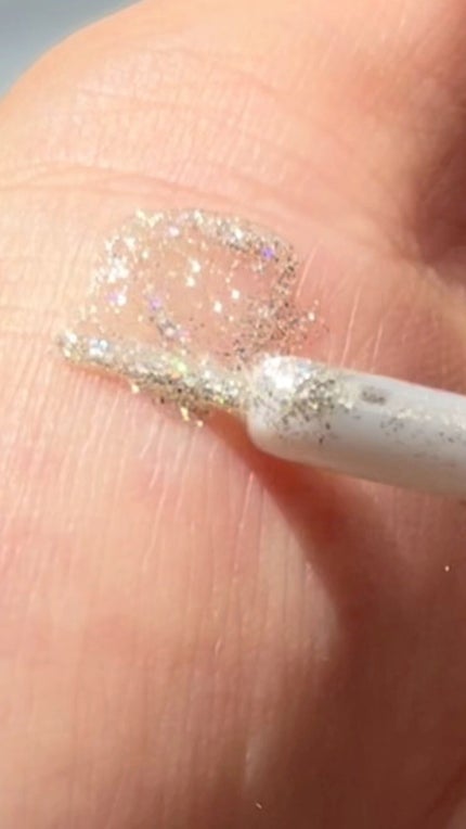 アディクション ザ アイシャドウ スパークル/ADDICTION/単色アイシャドウの人気ショート動画