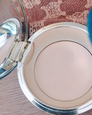 ミラノコレクション2019（カネボウ）/ミラノコレクション/プレストパウダーの動画クチコミ4つ目