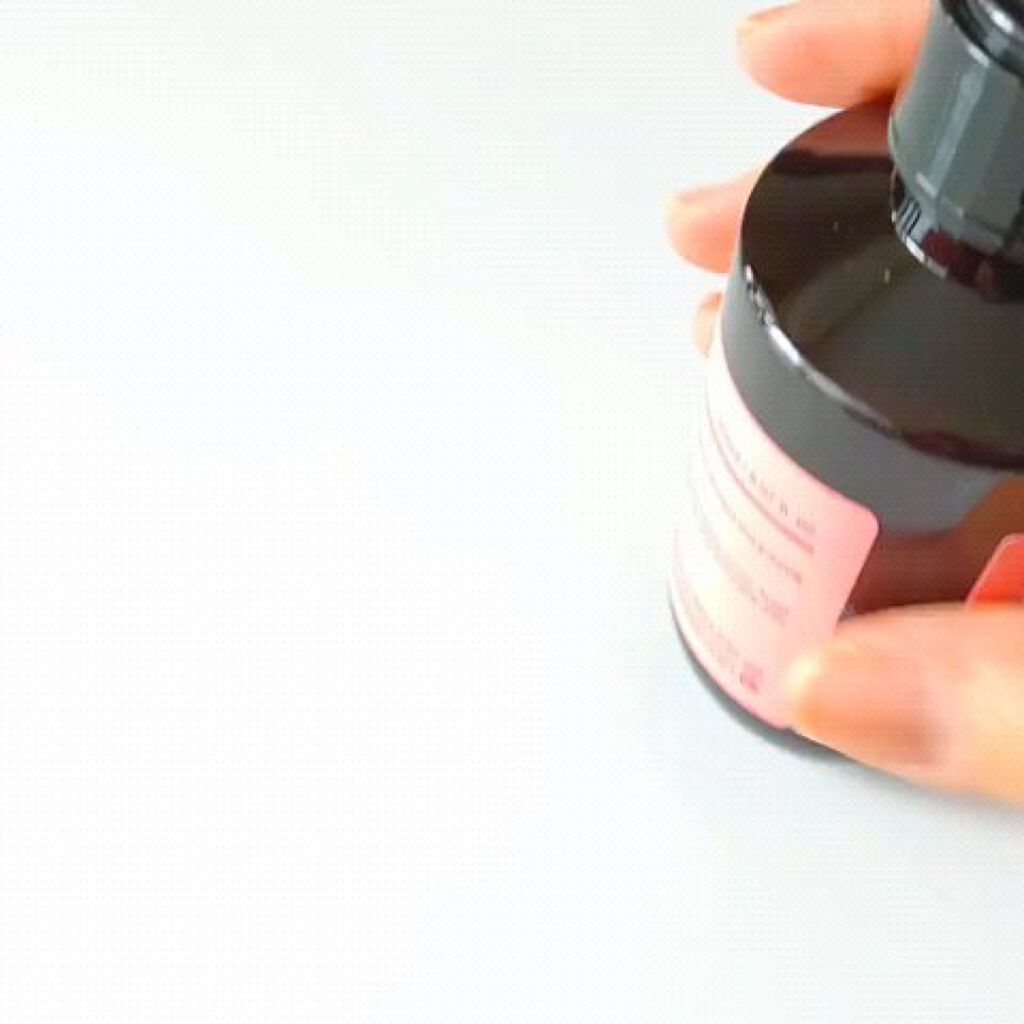 ヘアエッセンスディライトフルオイル 70ml / Hair Essence Delightful Oil 70ml/moremo/ヘアオイルを使ったクチコミ（2枚目）