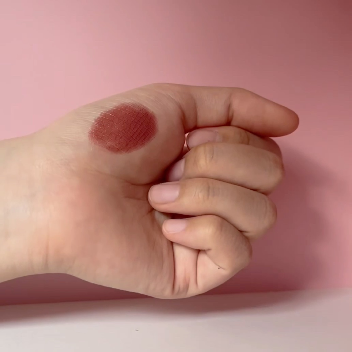 女王のカメオリップスティック/COLORROSE/口紅の動画クチコミ2つ目