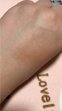 エルファープロフェッショナルチーク/DAISO/パウダーチークの動画クチコミ1つ目