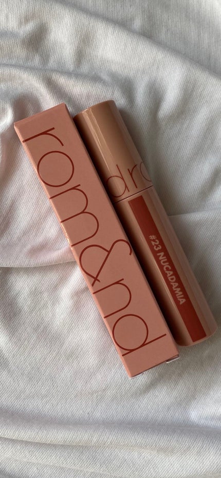 ジューシーラスティングティント/rom&nd/リップティントの人気ショート動画