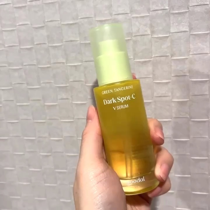 グリーンタンジェリン ビタC ダークスポットケアセラム/goodal/美容液を使ったクチコミ（1枚目）