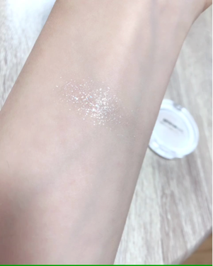 ARTISTARMAKE Ｓ トッピングシャワー/COSMETIC PRESS/単色アイシャドウの動画クチコミ1つ目