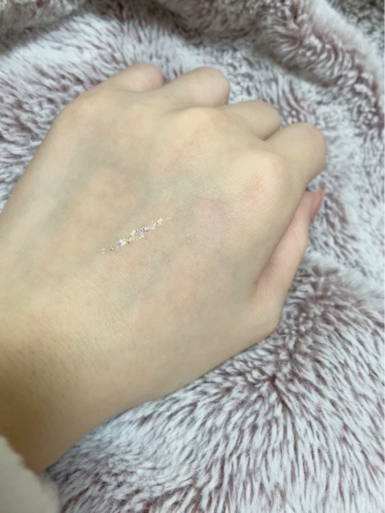 グリッター イルミネーションライナー R/CipiCipi/リキッドアイライナーを使ったクチコミ（3枚目）