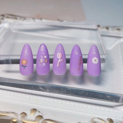 ジェルネイル(ライト対応)/セリア/ジェルネイルの人気ショート動画