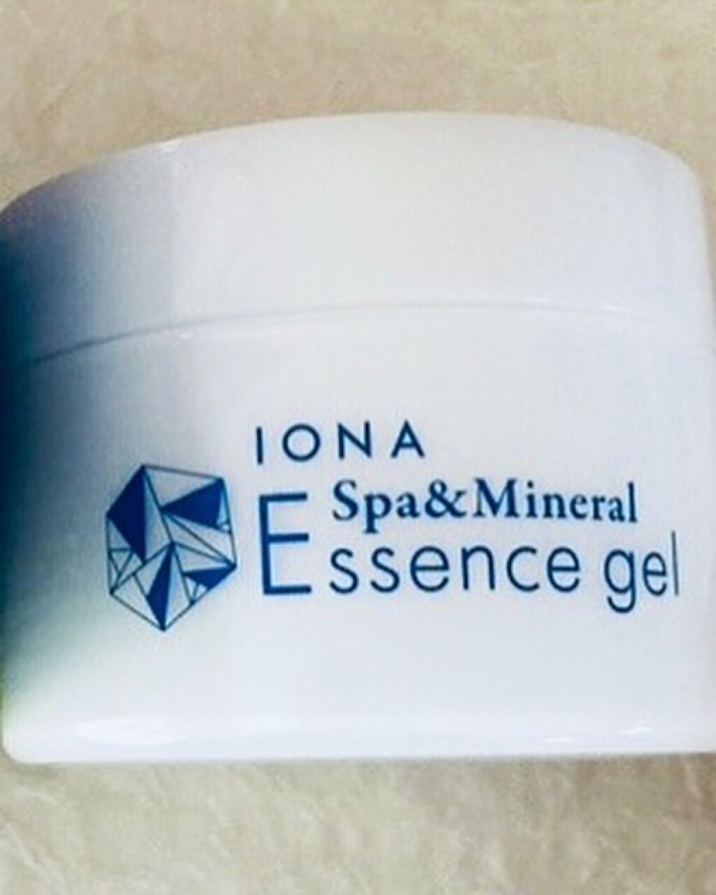 エッセンス ジェル/イオナ スパ＆ミネラル/オールインワン化粧品の人気ショート動画