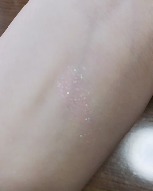 アイコニックルック アイシャドウ/JILL STUART/単色アイシャドウを使ったクチコミ（2枚目）