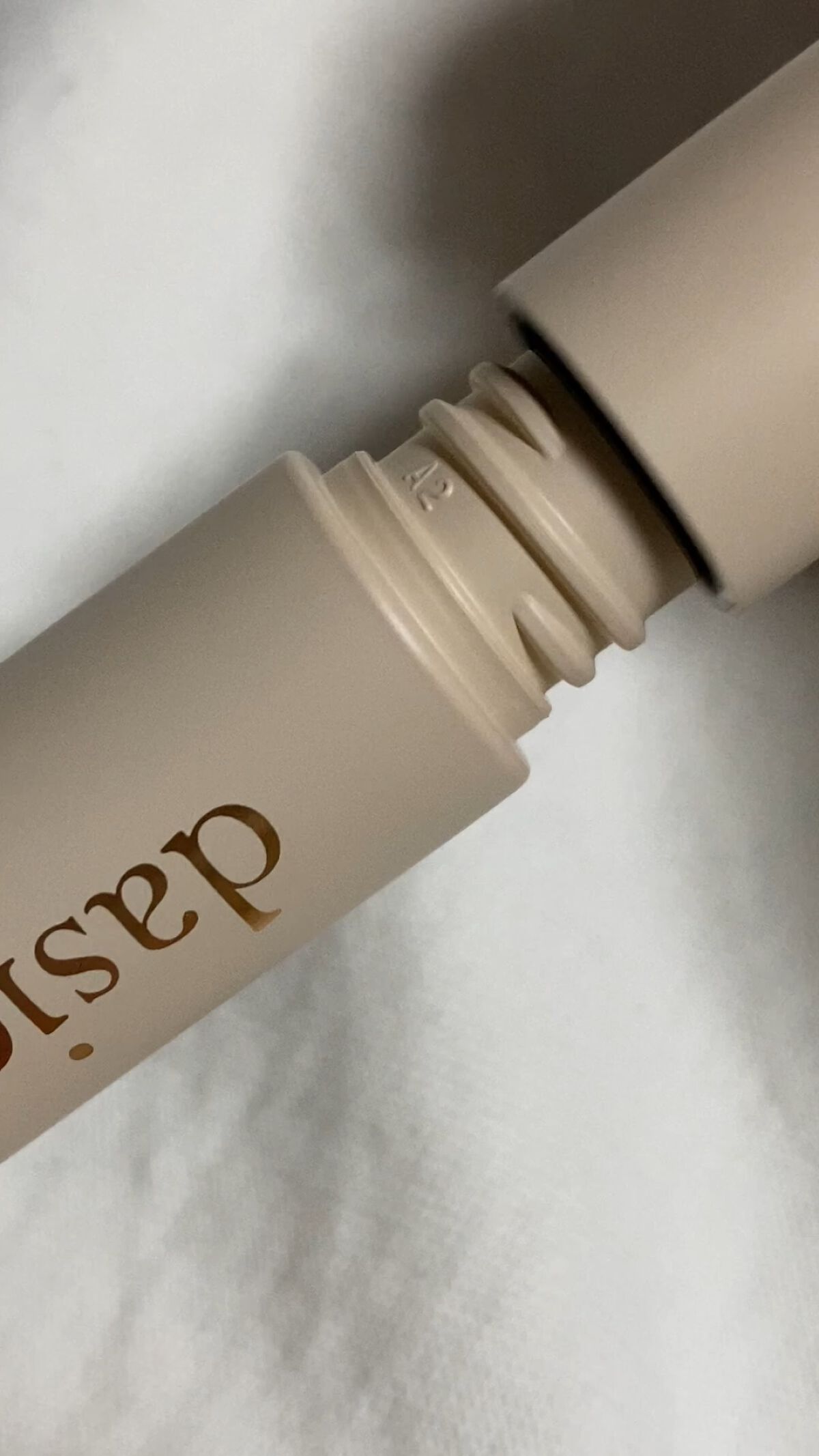 ムードアップマスカラ ロング&カール/dasique/マスカラの動画クチコミ1つ目