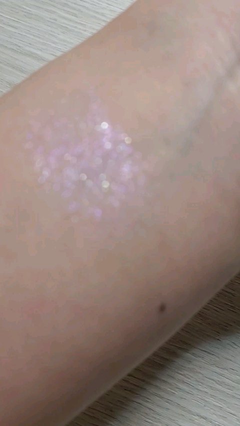 シャドーカスタマイズ (フローティング) VI101 ヒヤシンス/MAJOLICA MAJORCA/単色アイシャドウを使ったクチコミ（3枚目）