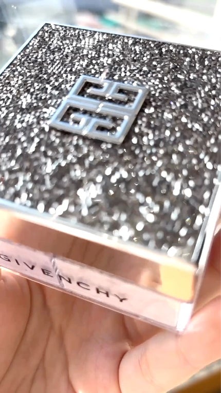 プリズム・リーブル/GIVENCHY/ルースパウダーの人気ショート動画