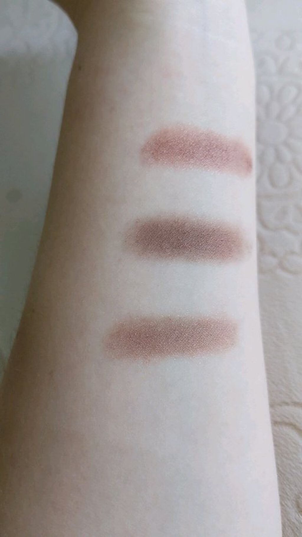 CMBパウダーアイシャドウ/セリア/単色アイシャドウの動画クチコミ4つ目