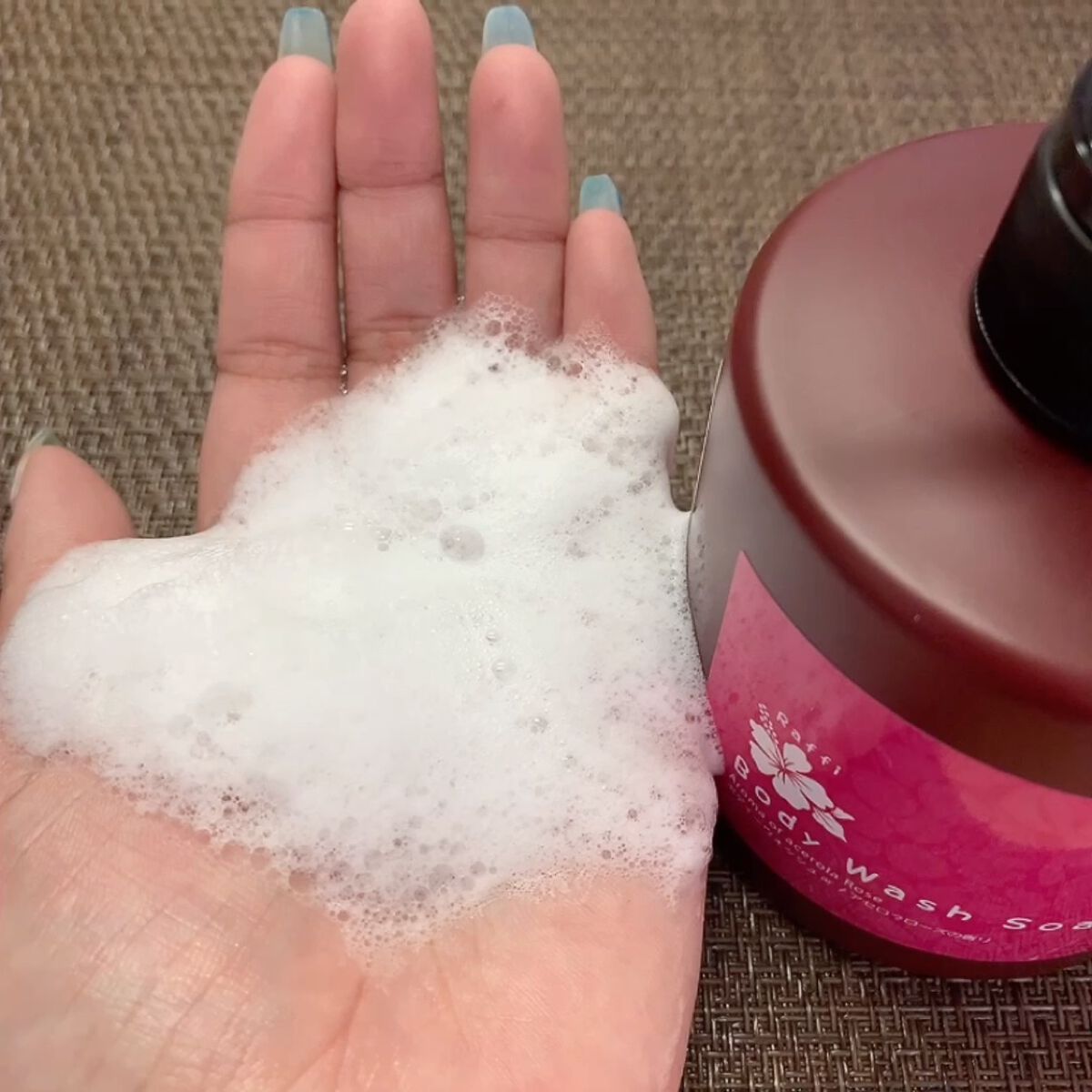 Raffi ボディウォッシュar/Raffi(ラフィー)/その他の動画クチコミ2つ目