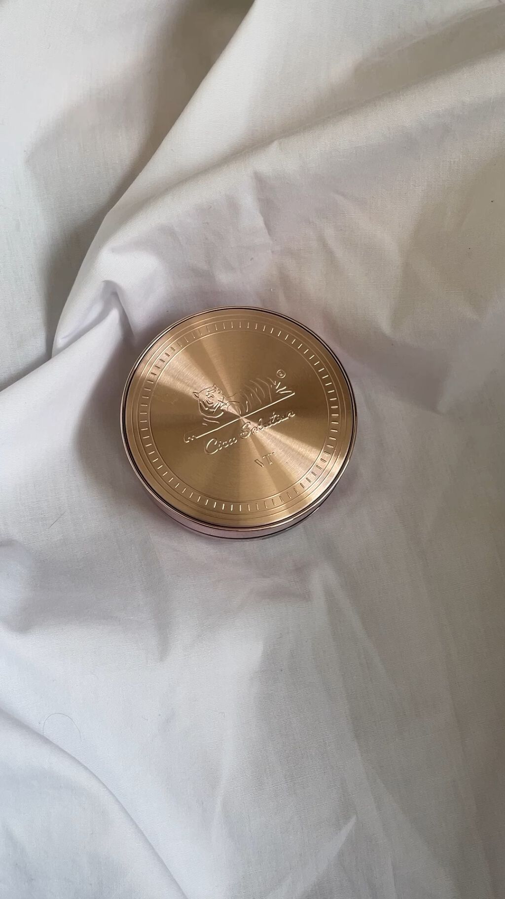 CICAレッドネスモイスチャーカバークッション/VT/クッションファンデーションの動画クチコミ1つ目