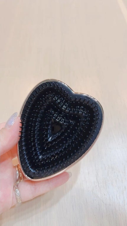 リファ ハートブラシ/ReFa/頭皮ケアの人気ショート動画