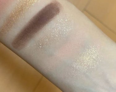 Gold Obsessions Palette/Huda Beauty/パウダーアイシャドウを使ったクチコミ（4枚目）