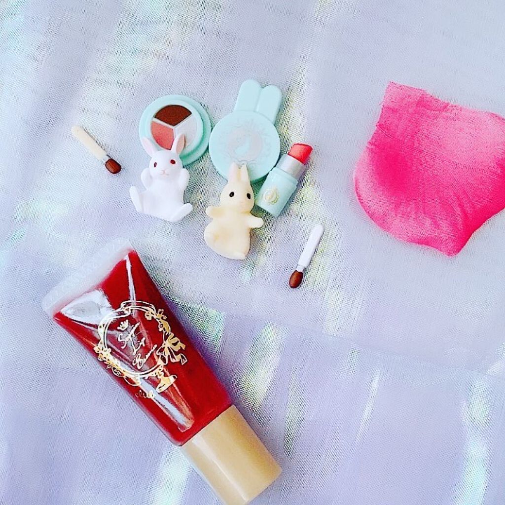 すっぴんリップエッセンス/クラブ/リップ美容液の動画クチコミ2つ目