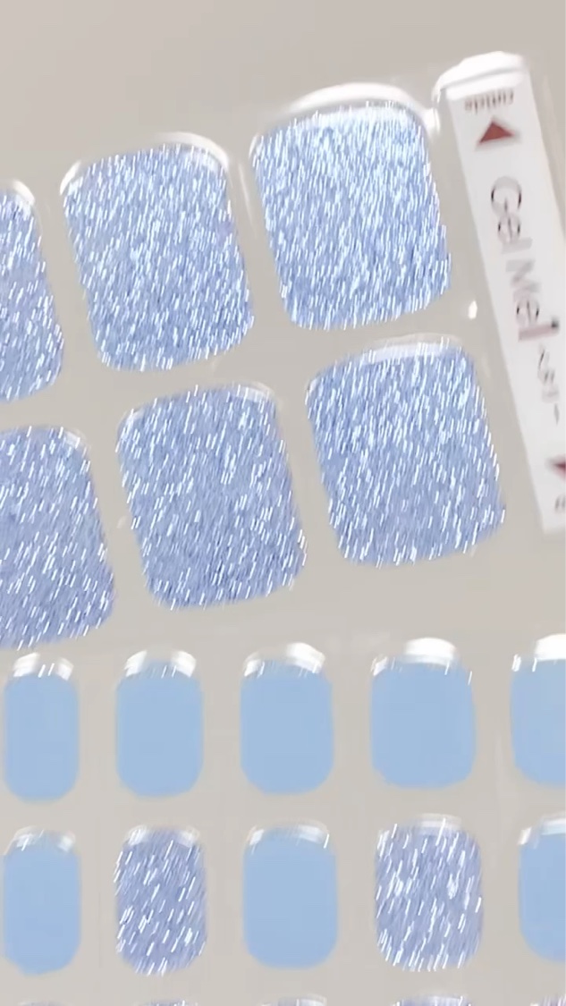 ジェルミーペタリー フット /ジェルミーワン/ネイルシールを使ったクチコミ（2枚目）