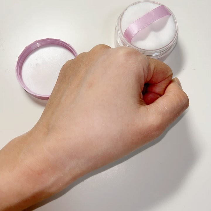 メイク キープ パウダー/コーセーコスメニエンス/ルースパウダーの動画クチコミ3つ目