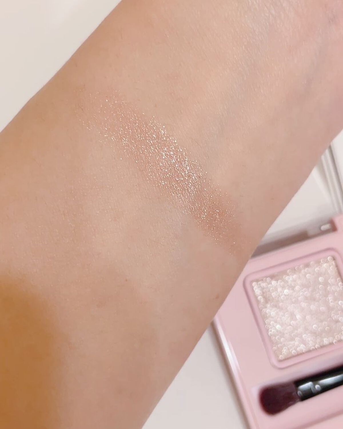 フーミー シングルラメシャドウ/WHOMEE/単色アイシャドウを使ったクチコミ（3枚目）