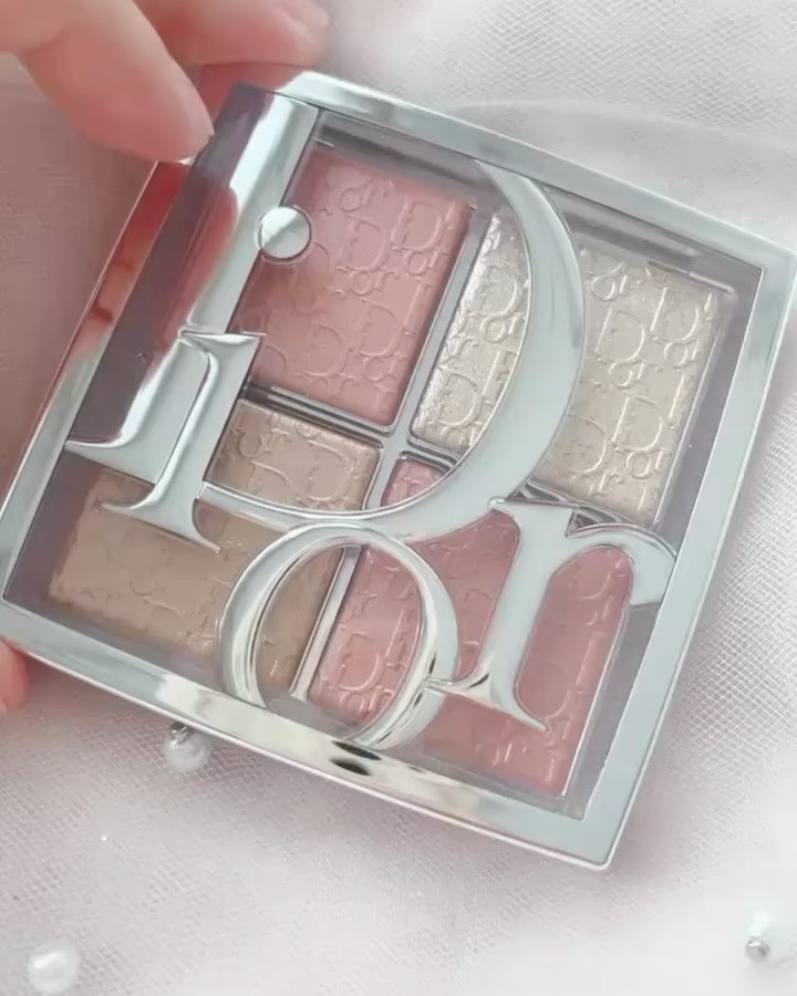 バックステージ グロウ マキシマイザー パレット/Dior/ハイライトを使ったクチコミ（3枚目）