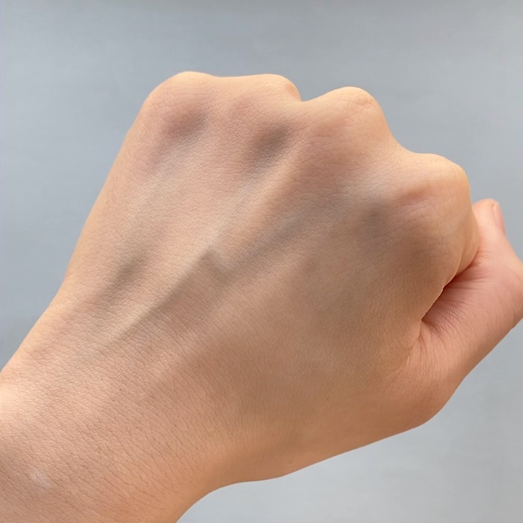 モイスチュアライジング エフフォーリア エッセンス/IGNIS/美容液の動画クチコミ1つ目