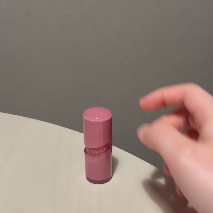 ロウグロウジェルティント/hince/リップティントの動画クチコミ5つ目