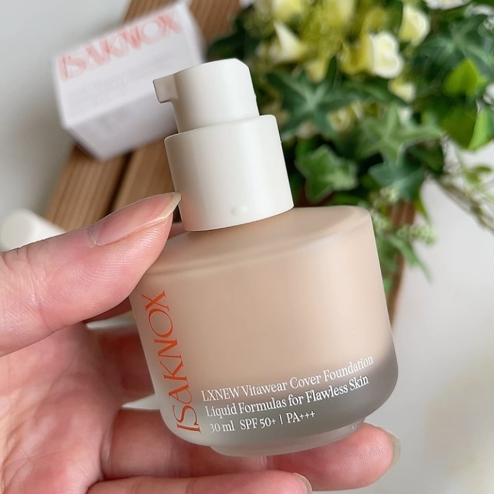 ビタウェアカバーファンデーション 30ml/ISAKNOX(イザノックス)/リキッドファンデーションを使ったクチコミ（2枚目）