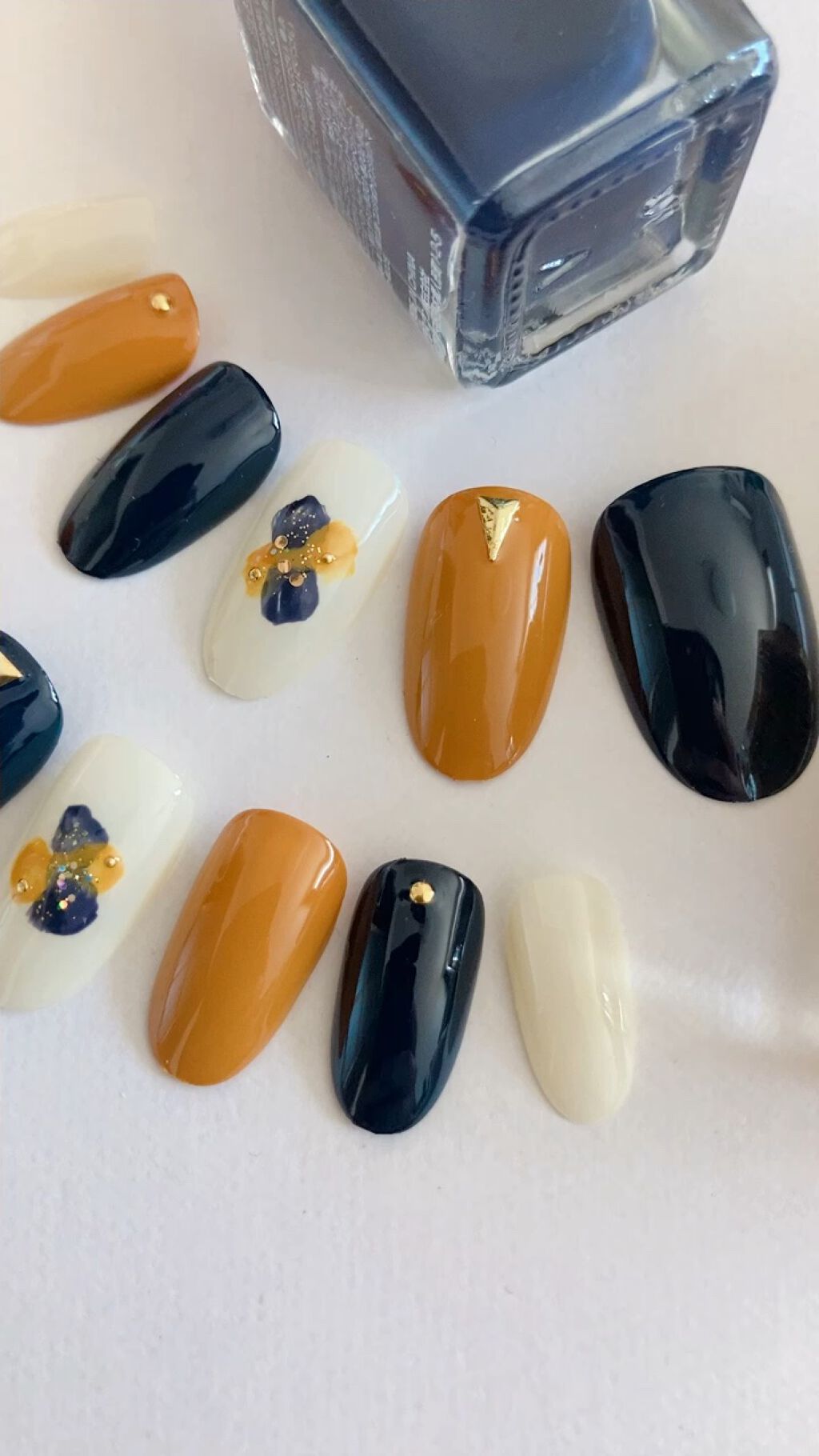 AC クイックドライベース＆ハードナー/AC MAKEUP/ネイルベースコートの人気ショート動画