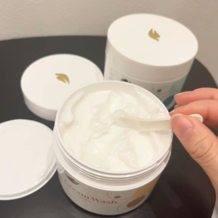 ダヴ クリームボディウォッシュ コンフォートモイスチャー/ダヴ/ボディソープを使ったクチコミ（2枚目）