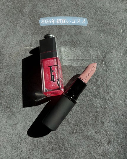 パウダー キス ヘイジー マット リップスティック/M・A・C/口紅の人気ショート動画