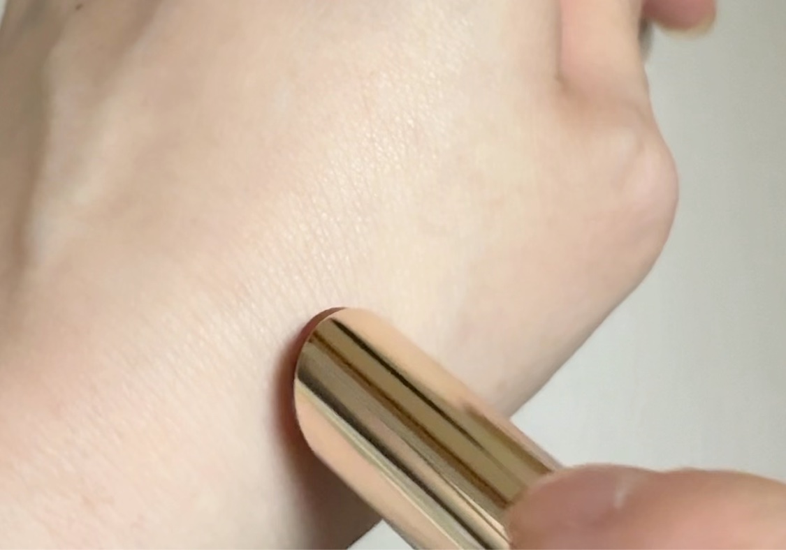 トーン カラー ブロッサム/to/one/口紅を使ったクチコミ（3枚目）