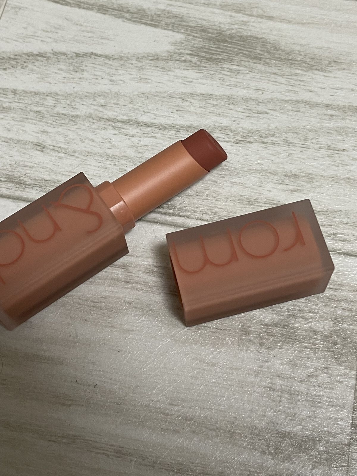 ゼロマットリップスティック/rom&nd/口紅の人気ショート動画