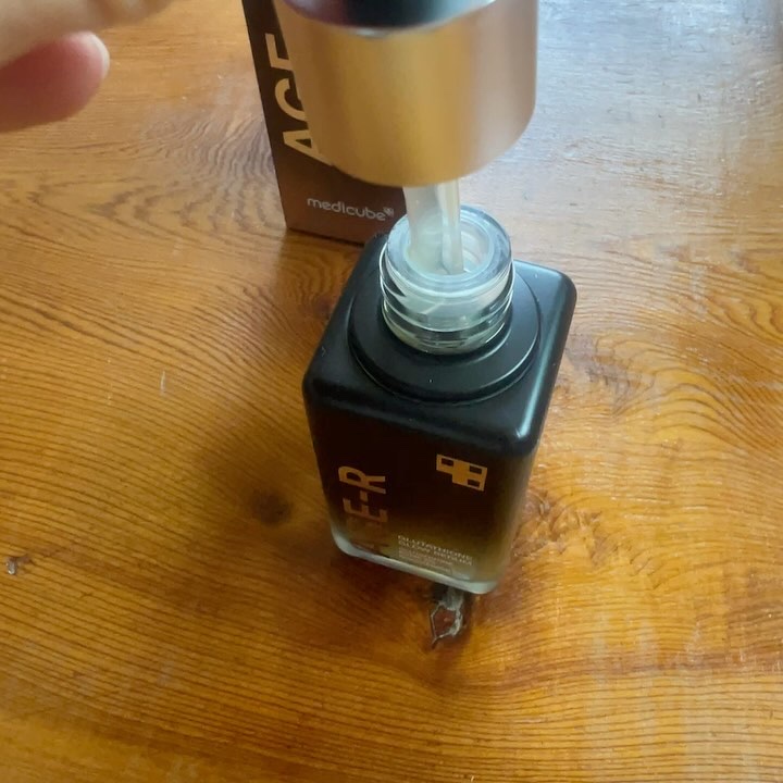 グルタチオングロウアンプル/MEDICUBE/美容液を使ったクチコミ（3枚目）