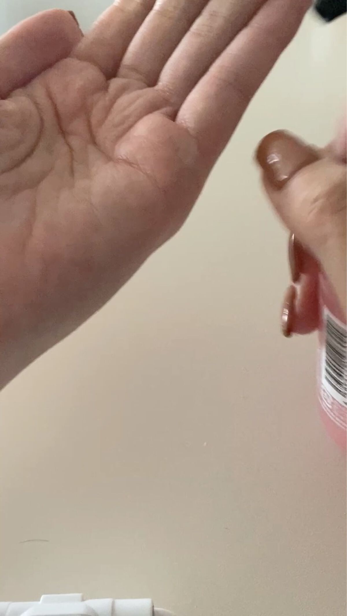 ディープリペア ヘアオイル ピュアリリー/Raffixia.c/ヘアオイルの動画クチコミ4つ目