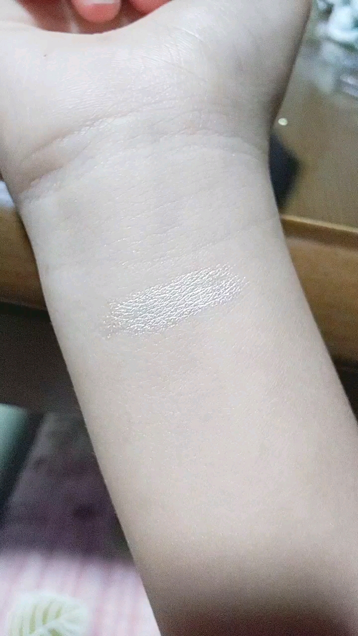 LJ ふたえまぶた用のり/セリア/二重まぶた用アイテムの動画クチコミ2つ目