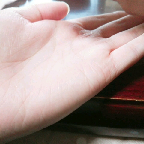 ダイズイソフラボン配合のモチ肌化粧水/DAISO/化粧水を使ったクチコミ（2枚目）